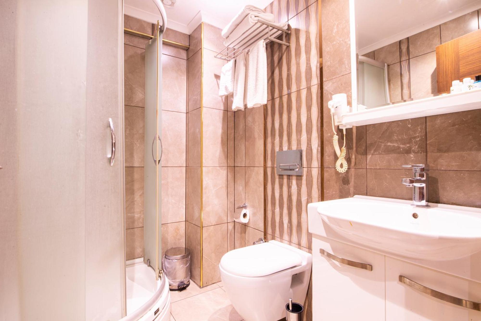 Asmali Mescit Suites Istanboel Buitenkant foto